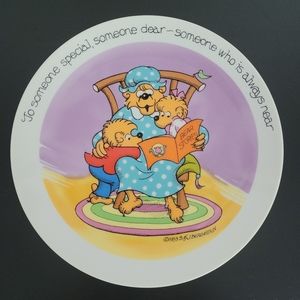 Vintage Bernstain Bears Plate